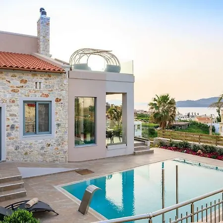 Superior Kleanthi Villa